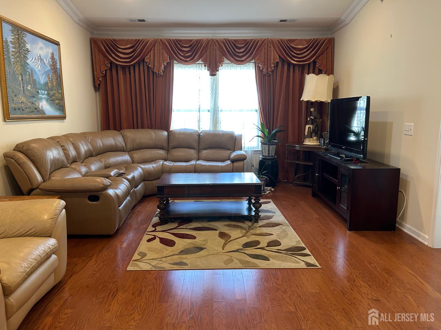 4207 Cedar Village Boulevard Image 3