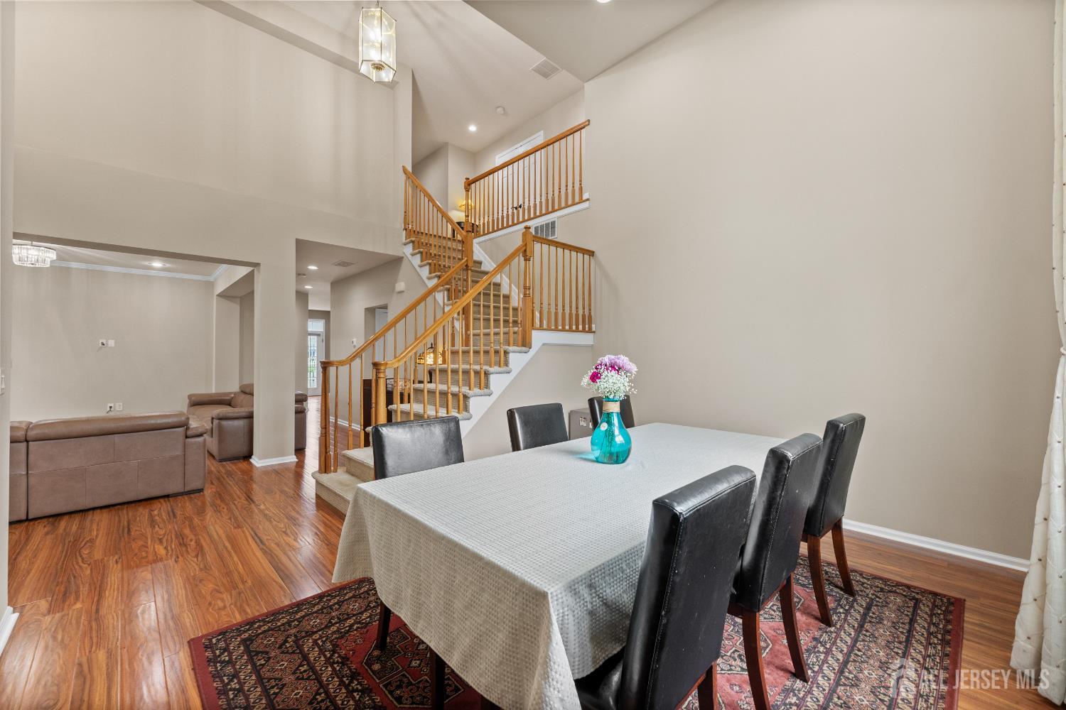 55 Dahlia Court Image 4