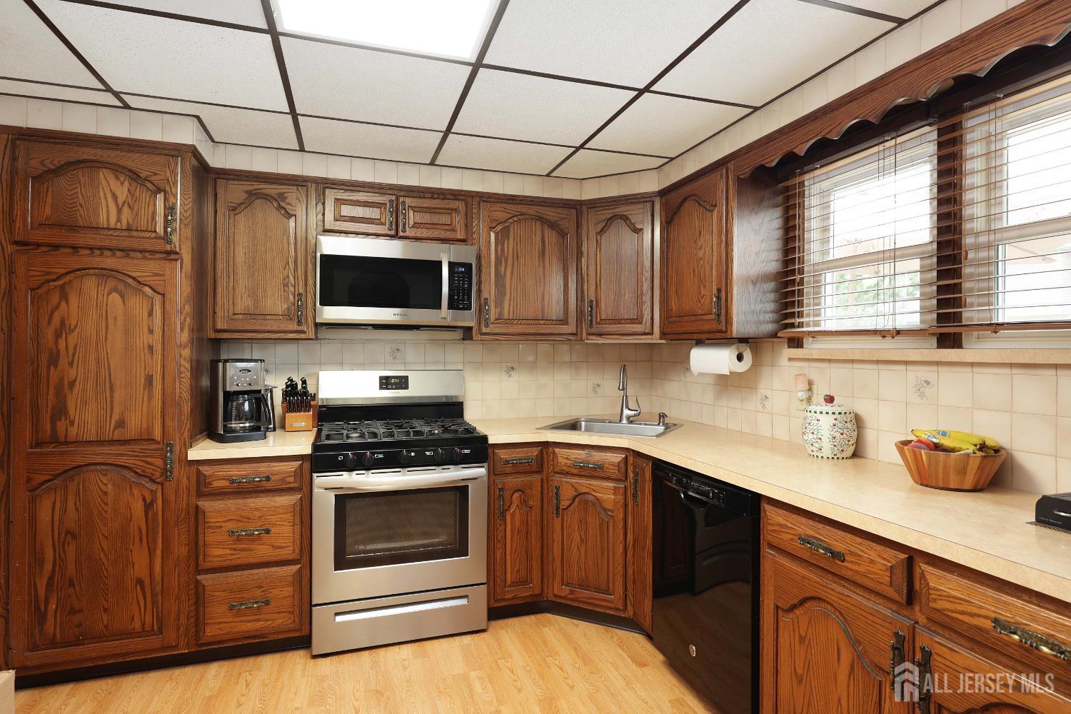 235 Mawbey Street, Woodbridge Proper, NJ, 07095 image 12