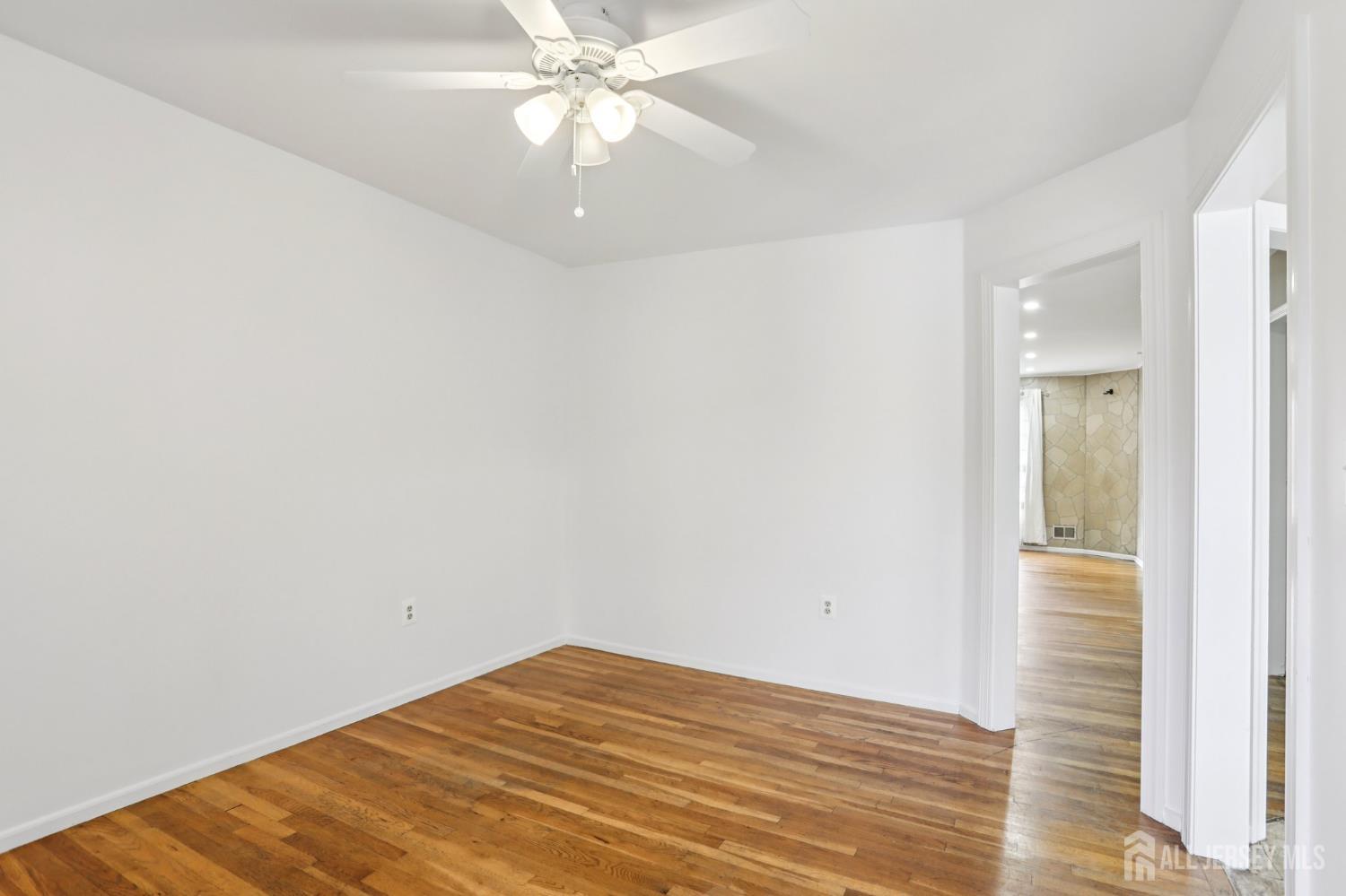 306 Holly Drive, Perth Amboy, NJ, 08861 image 12
