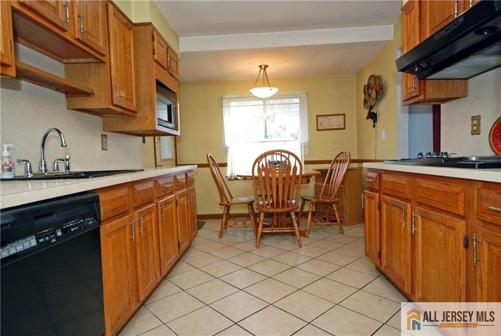 14 Albert Drive, Old Bridge, NJ, 08857 image 16