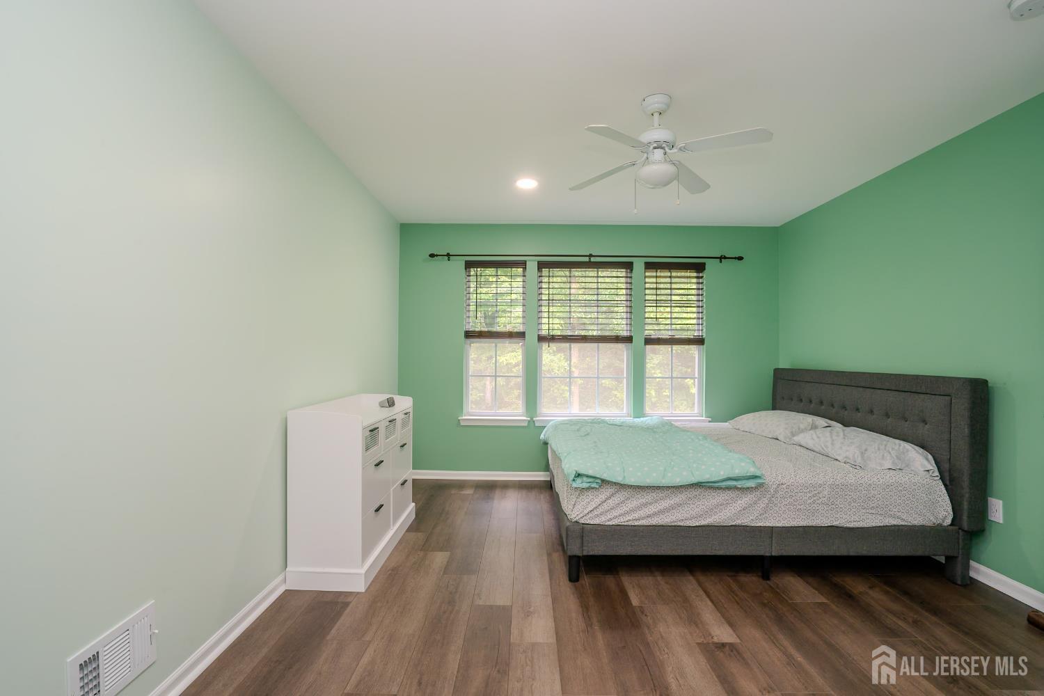 141 Briarwood Drive, North Brunswick, NJ, 08902 image 20