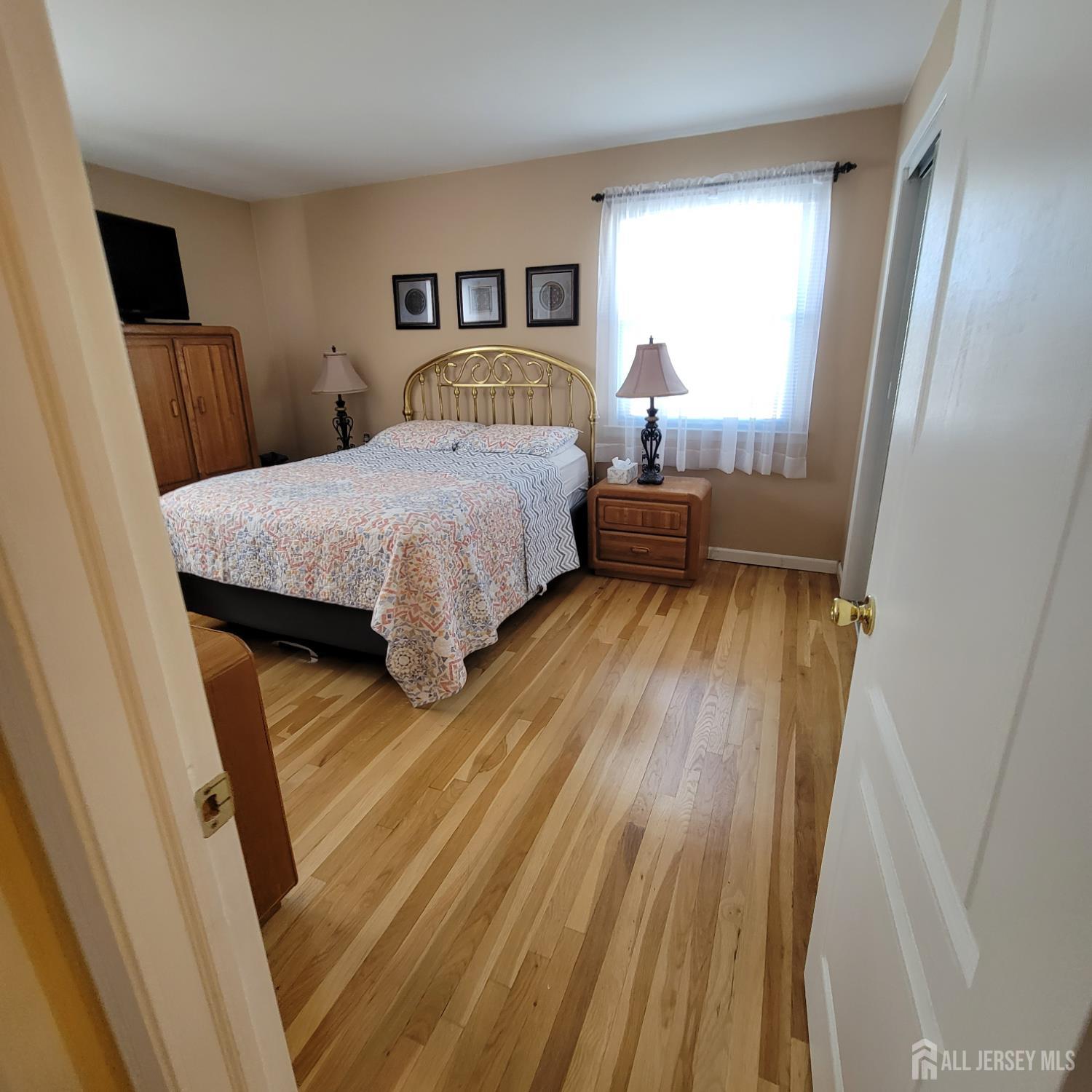 646 franklin Drive, Perth Amboy, NJ, 08861 image 41