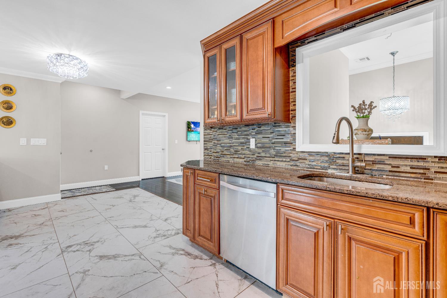 251 W Shirley Avenue, Edison, NJ, 08820 image 15