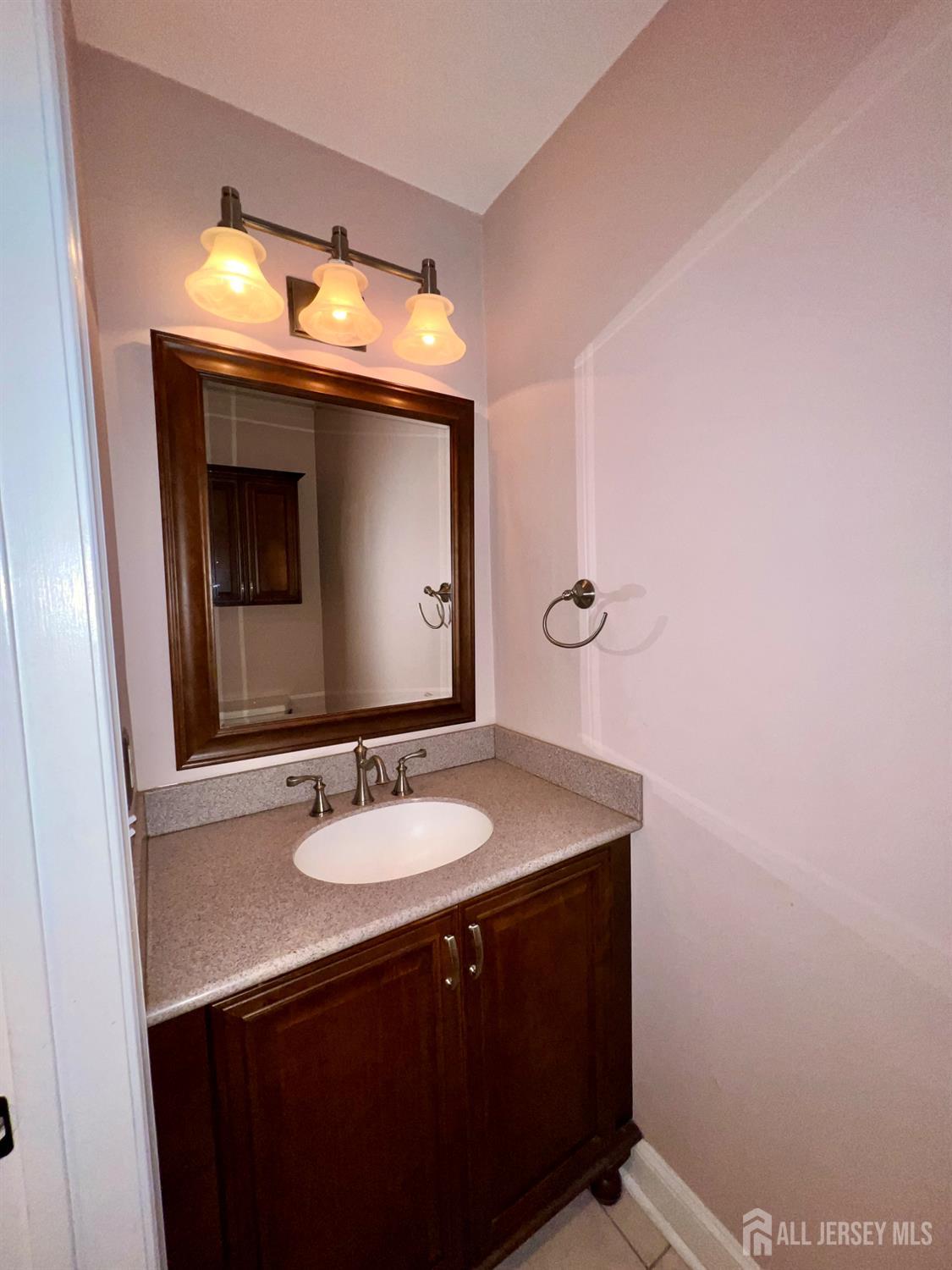37 Albury Way, North Brunswick, NJ, 08902 image 10