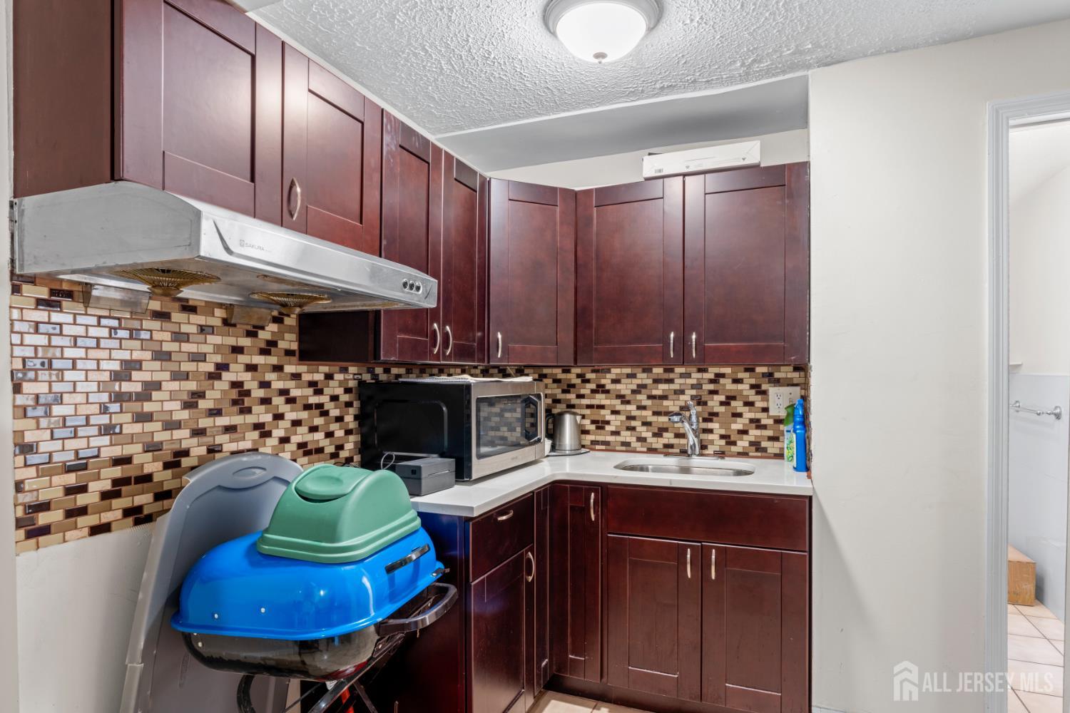 18 Noe st Street, Carteret, NJ, 07008 image 17