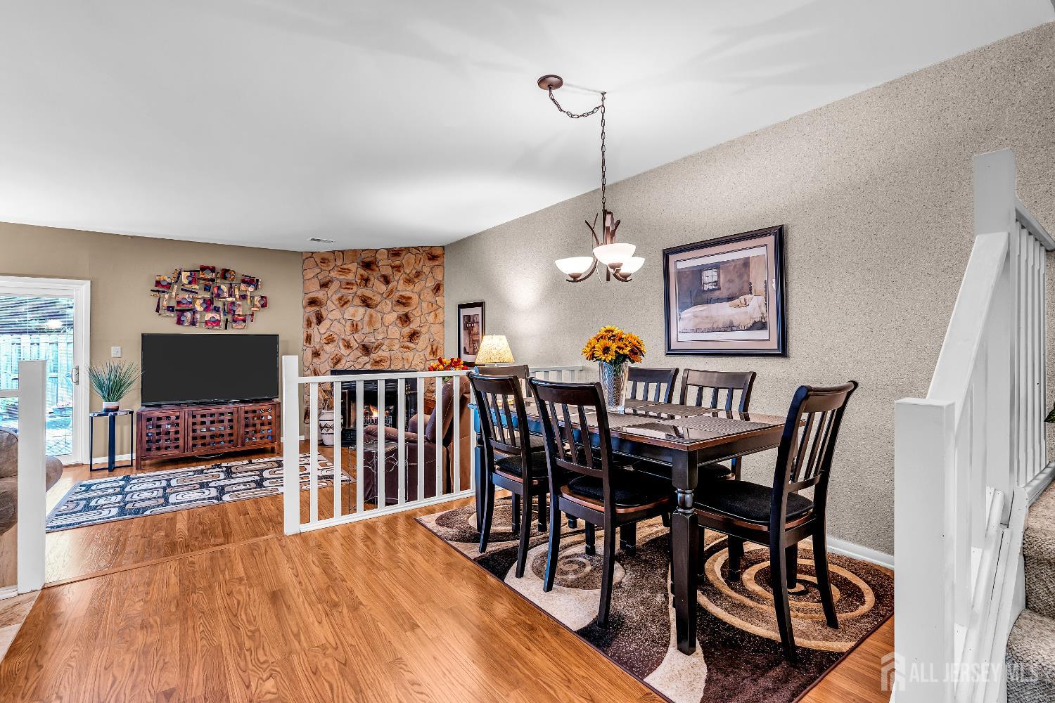 123 LEXINGTON Circle Image 5