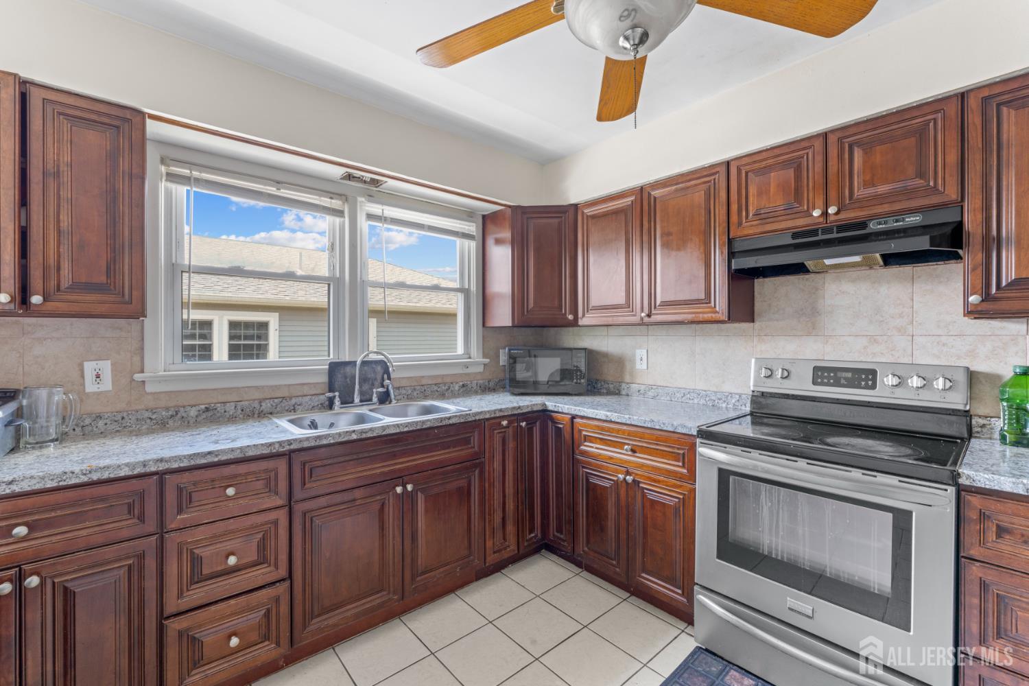 18 Noe st Street, Carteret, NJ, 07008 image 39
