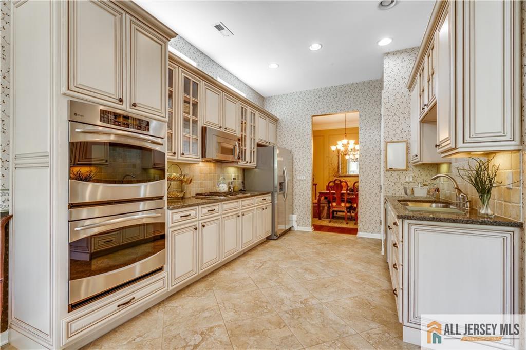 77 Andover Drive, South Brunswick, NJ, 08824 image 10