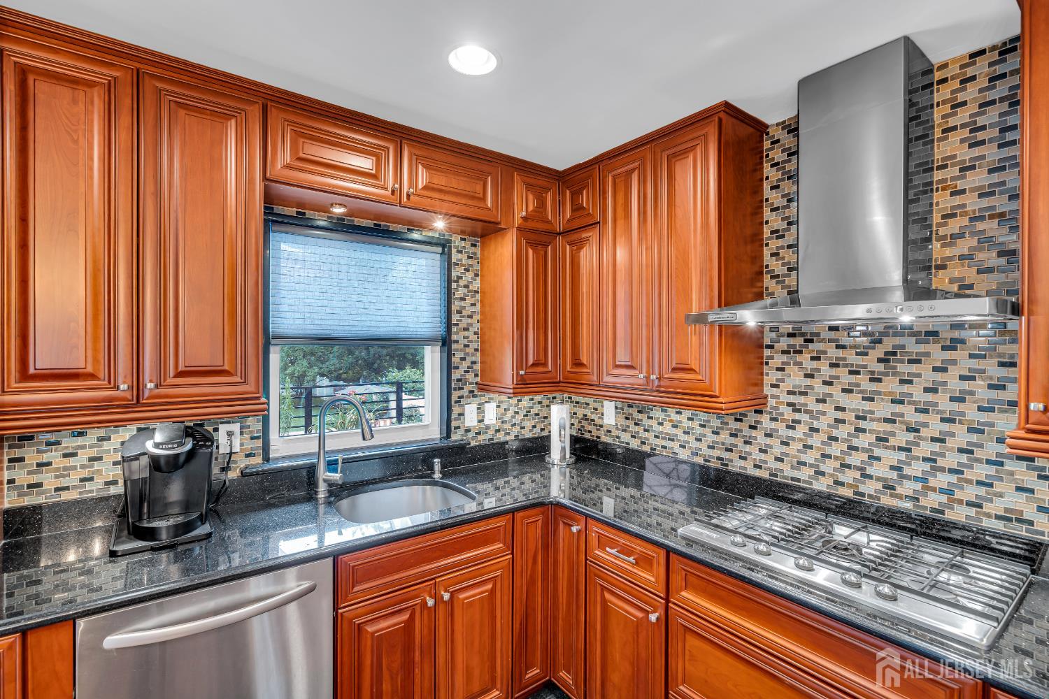 31 Jordan Road Road, Colonia, NJ, 07067 image 16