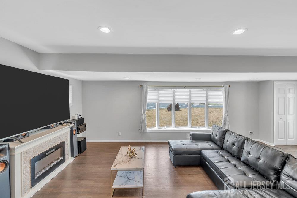 17 Thomas Road, East Brunswick, NJ, 08816 image 9