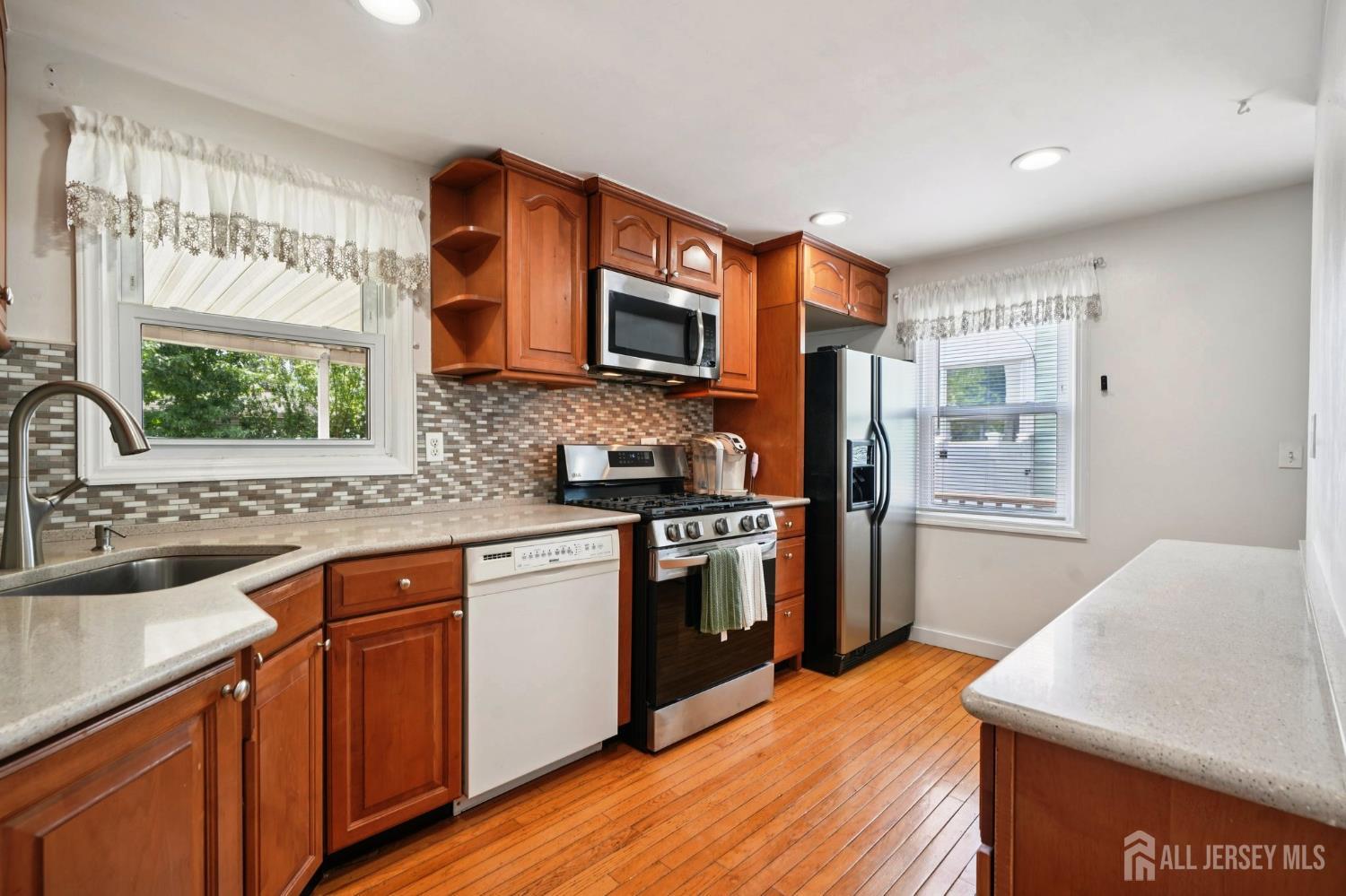 27 George Street, Avenel, NJ, 07001 image 9