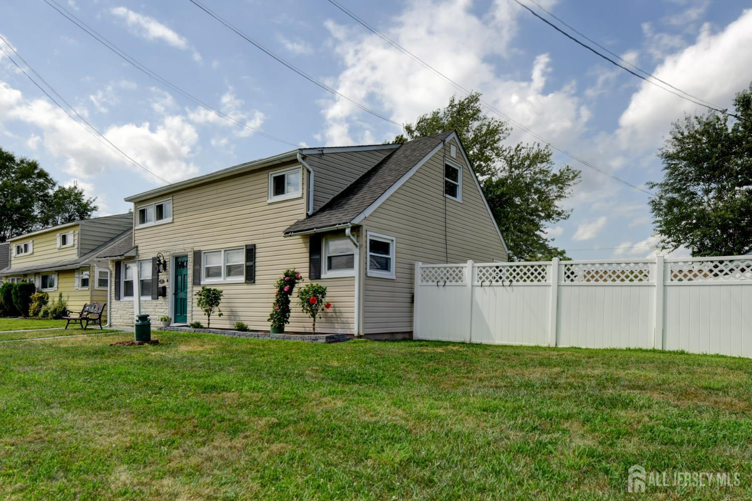 58 Willow Street Image 3