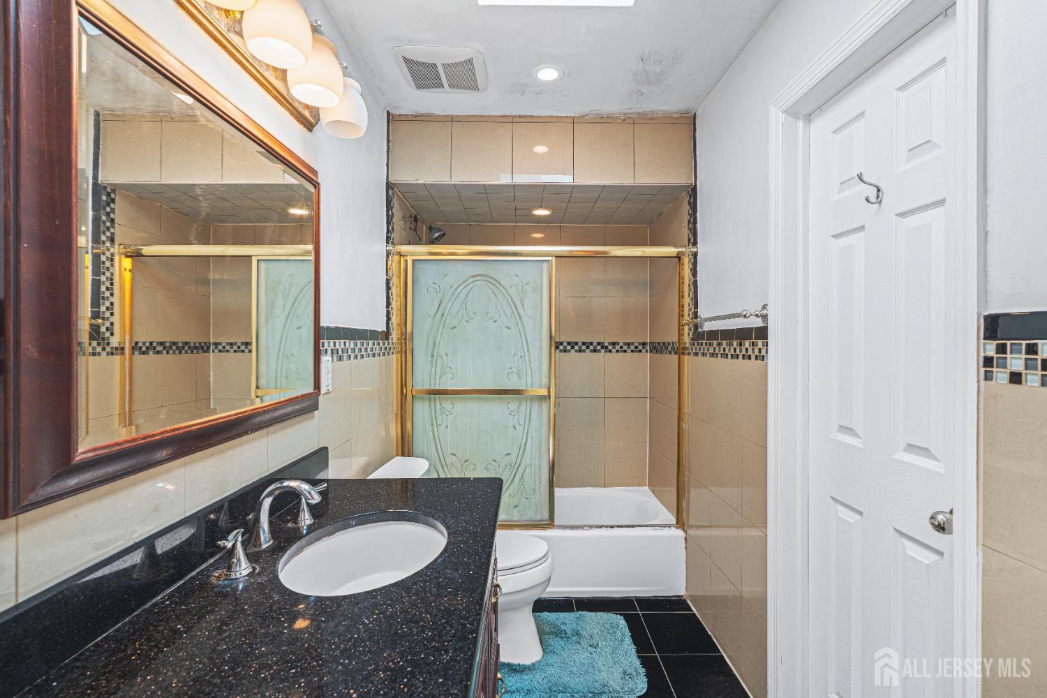 1099 new dover Road, Edison, NJ, 08820 image 24