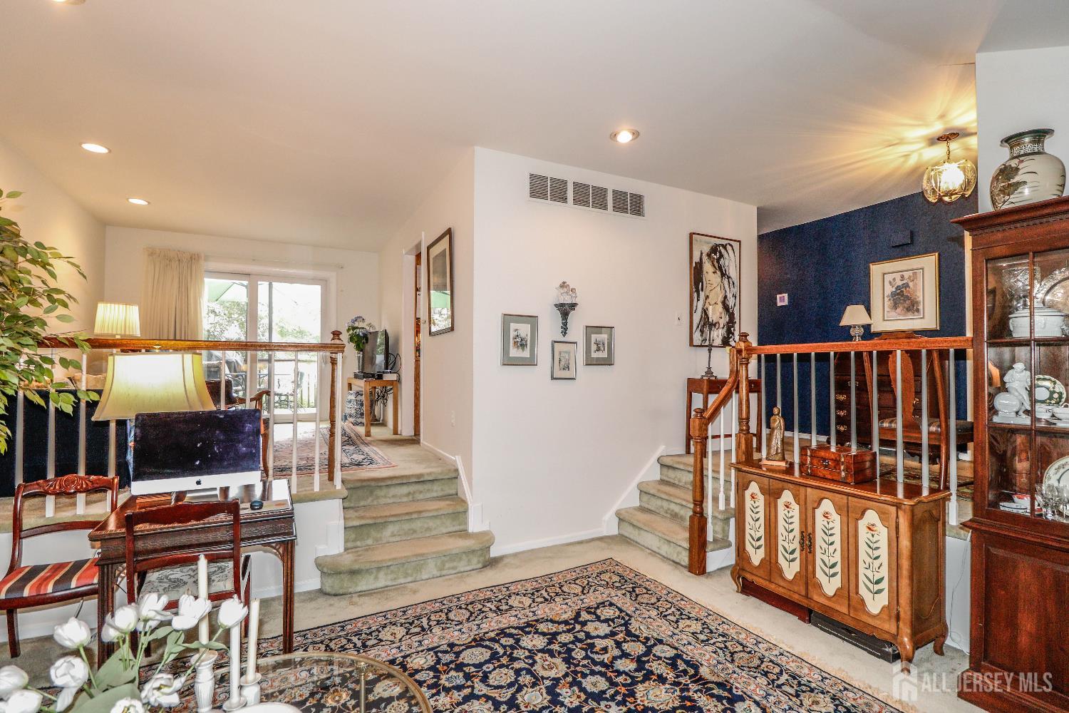 21 Teaberry Drive, Edison, NJ, 08820 image 10