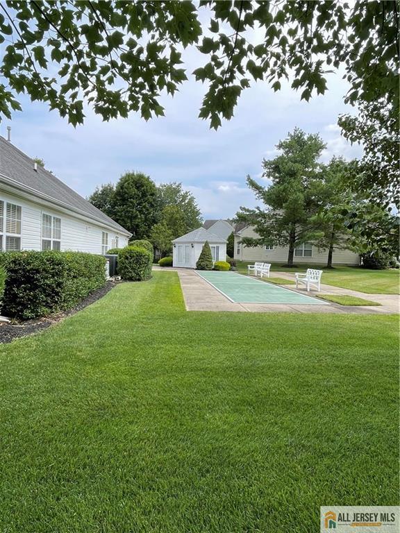 10 Holly Manor Court, Helmetta, NJ, 08828 image 36