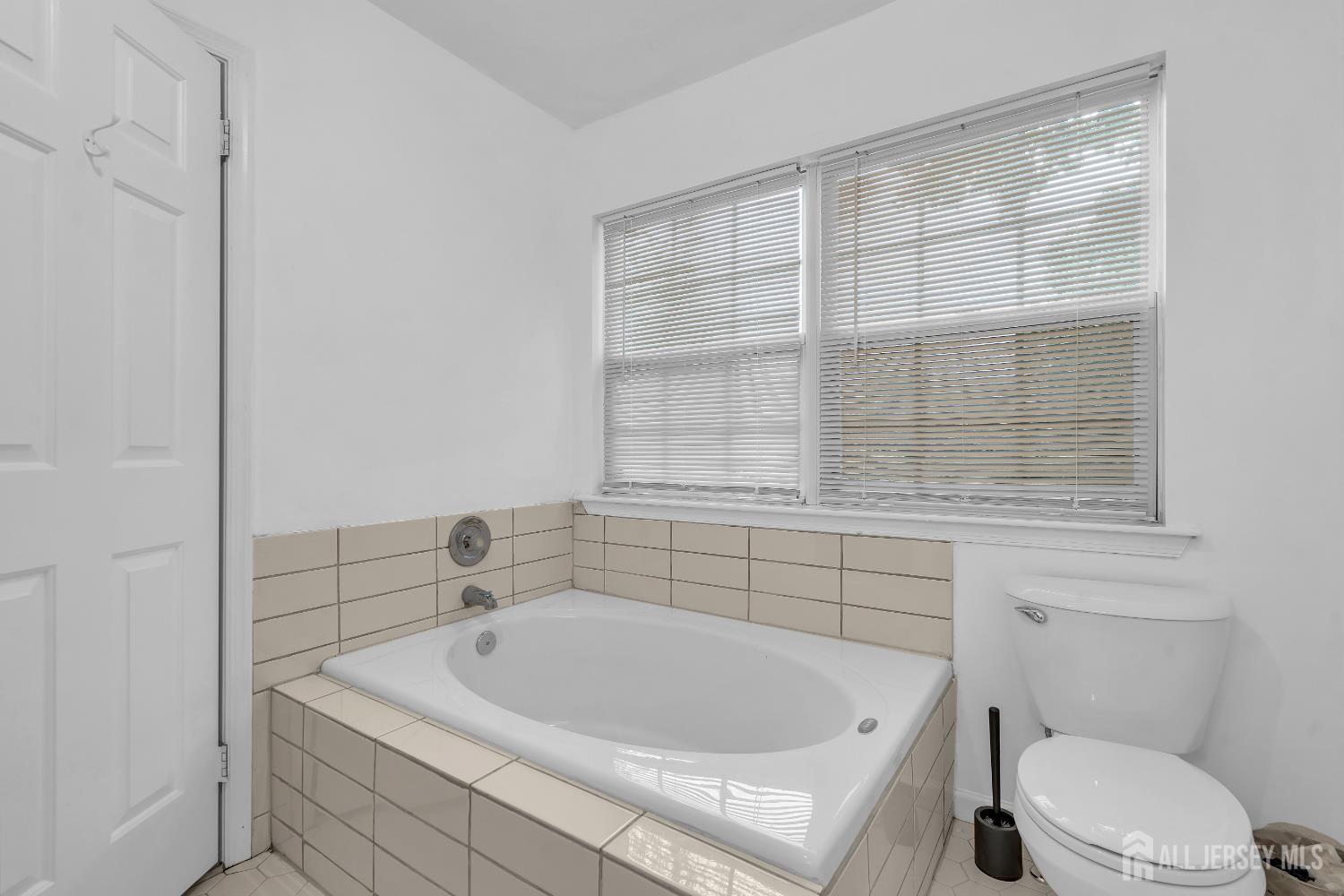 219 Hidden Woods Court, Piscataway, NJ, 08854 image 26