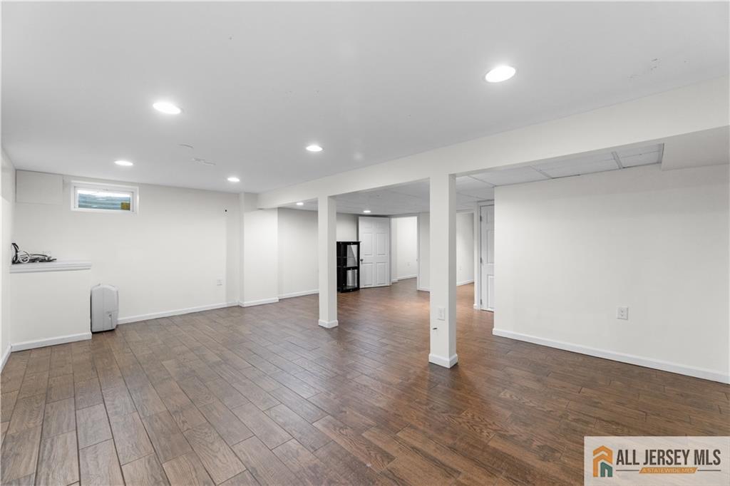 77 Larry Court, South Brunswick, NJ, 08810 image 11