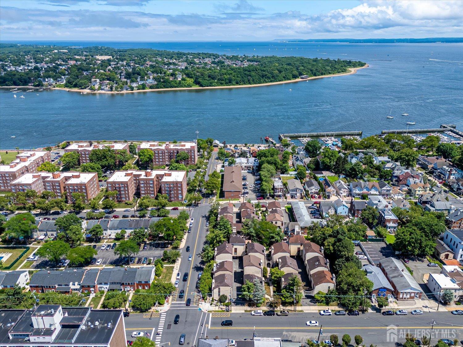 57 smith Street 2, Perth Amboy, NJ, 08861 image 38
