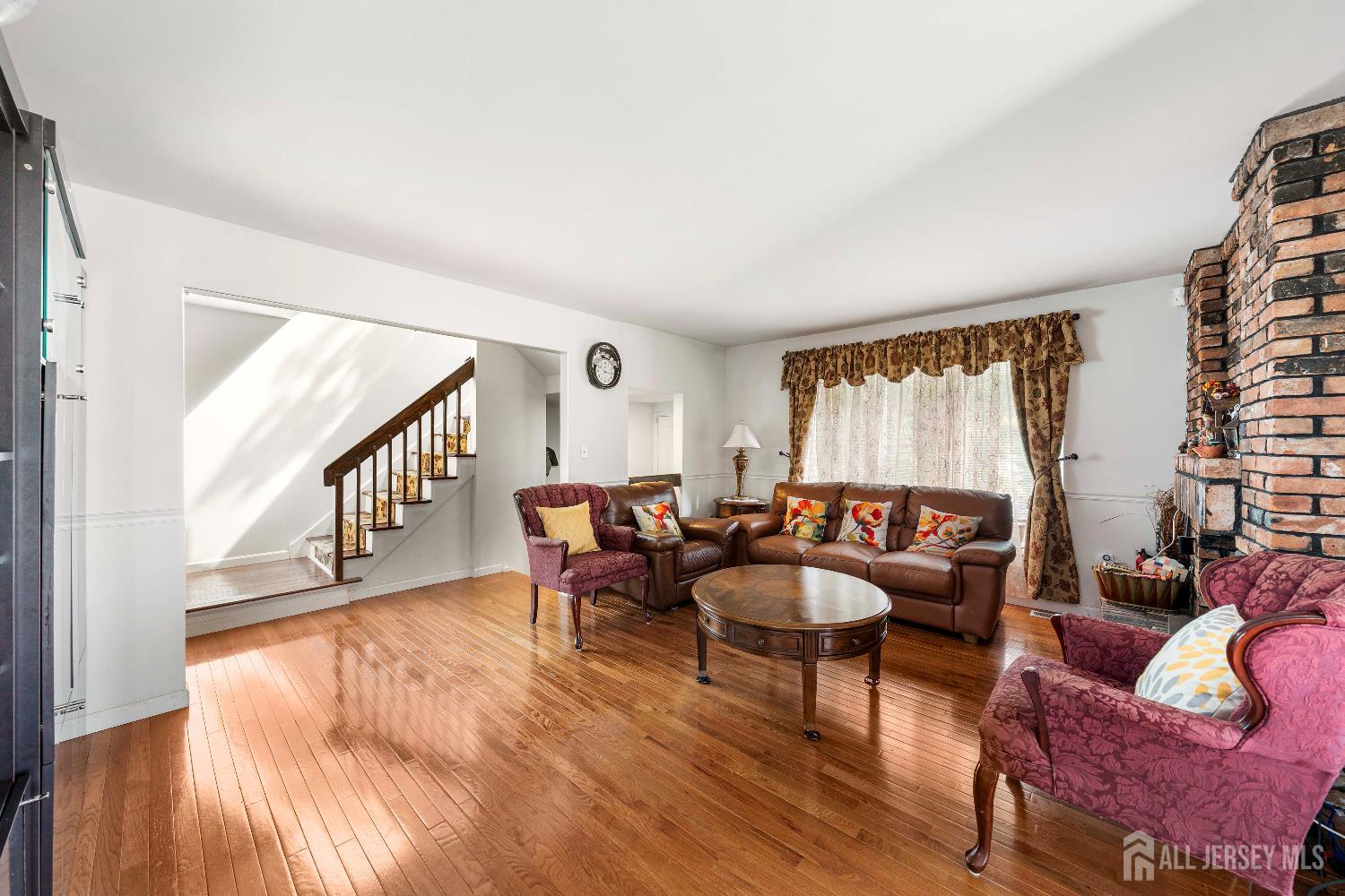 66 Riverbend Drive Image 3