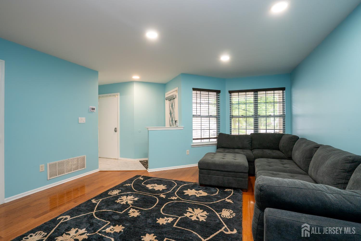 141 Briarwood Drive Image 5