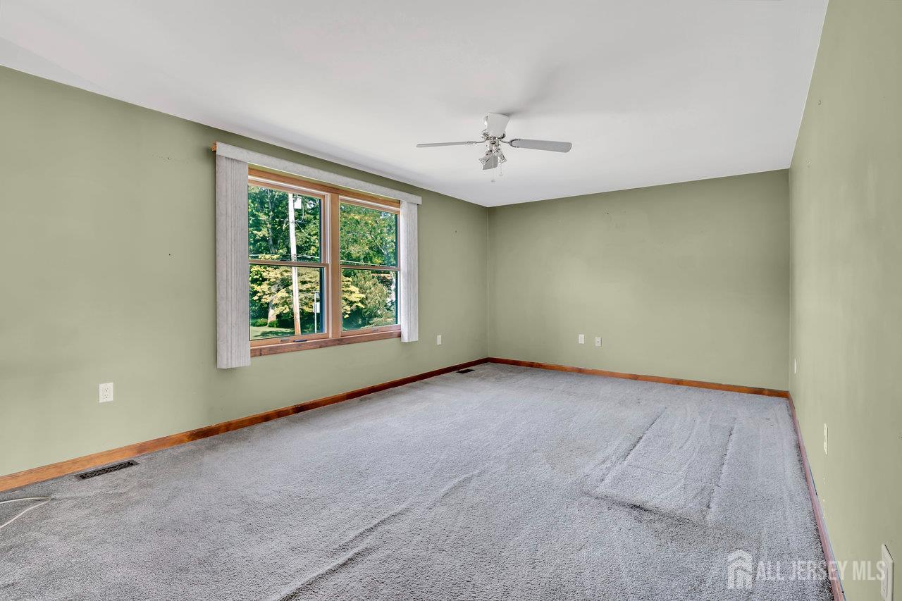 250 Adirondack Avenue, Spotswood, NJ, 08884 image 9