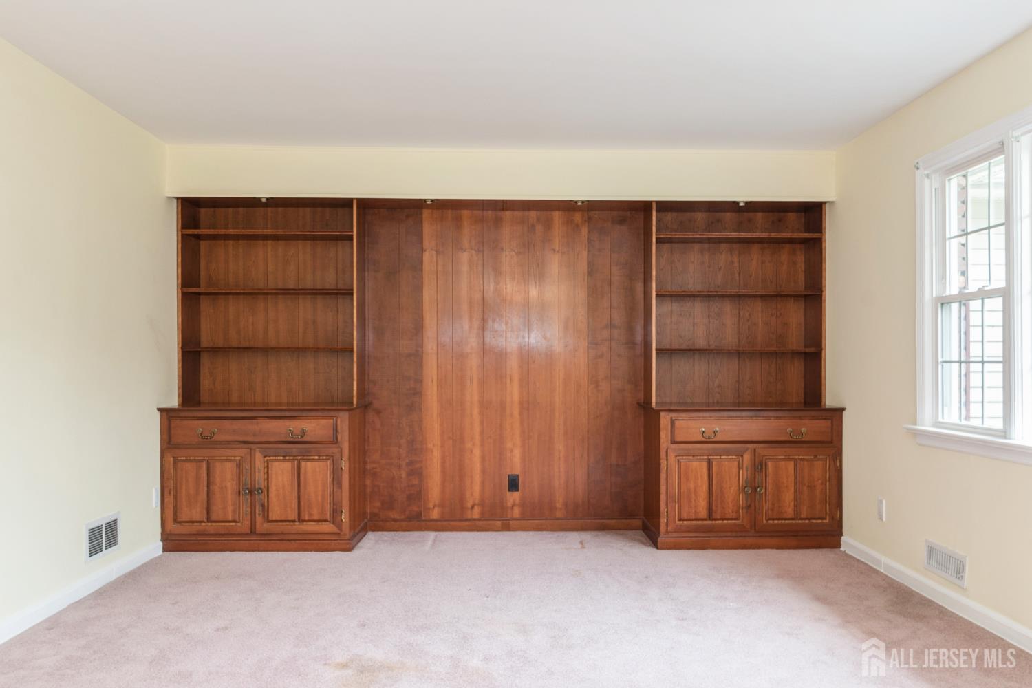 149 mulberry Lane Image 5