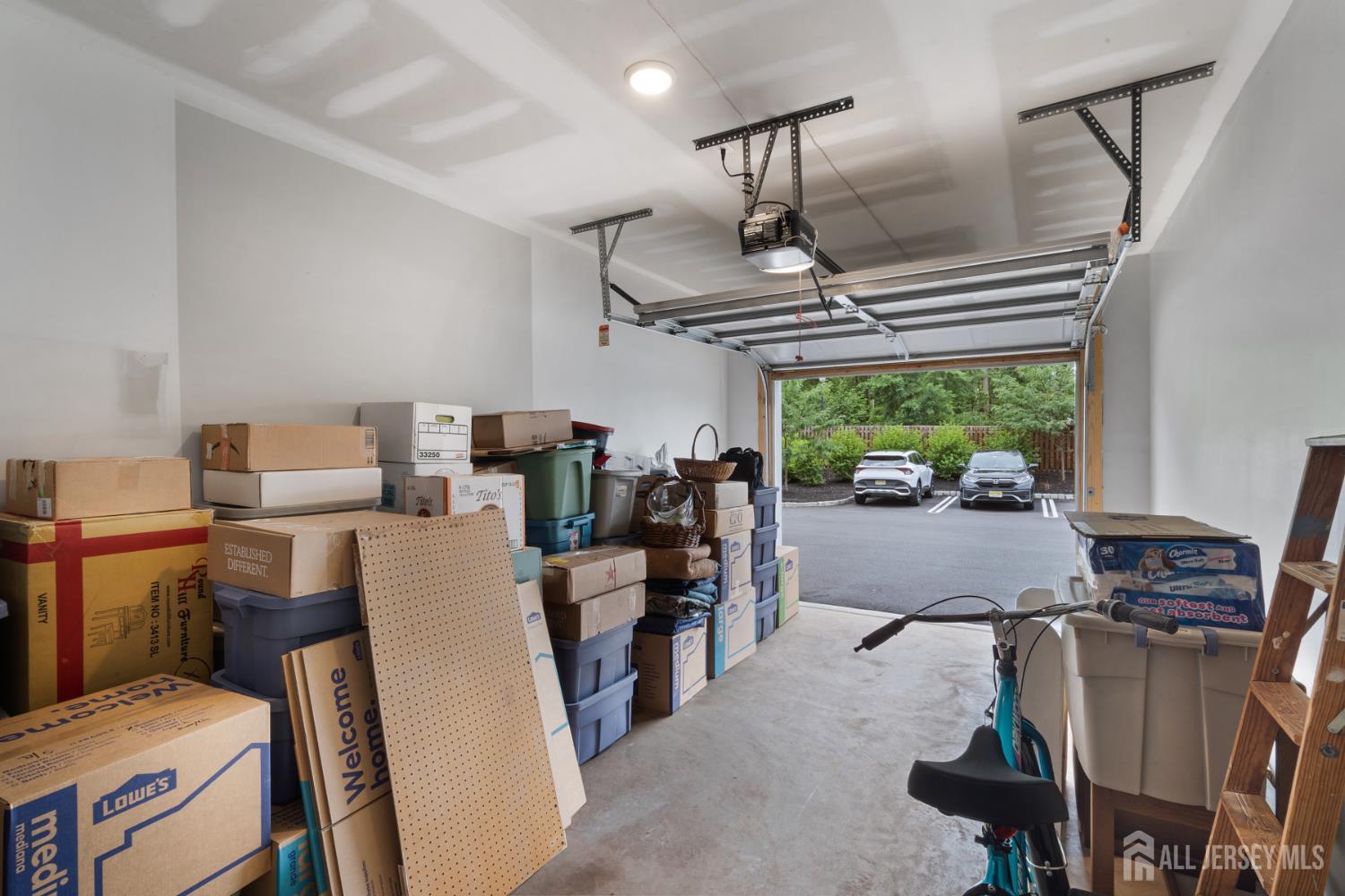 635 Lorhan Drive, Piscataway, NJ, 08854 image 25