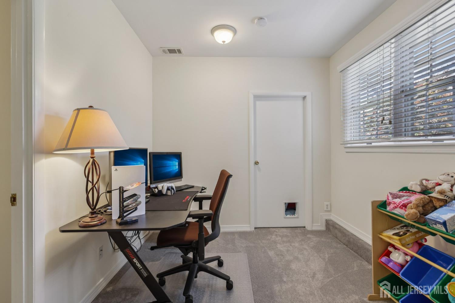 6 E Wintergreen Avenue, Edison, NJ, 08820 image 15