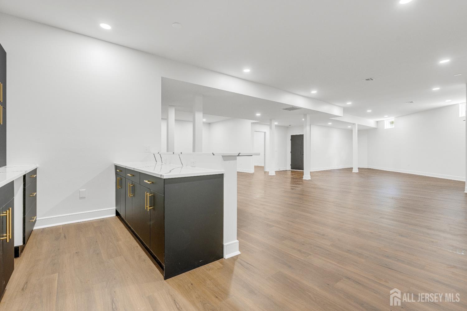 28 Harding Avenue, Edison, NJ, 08820 image 51