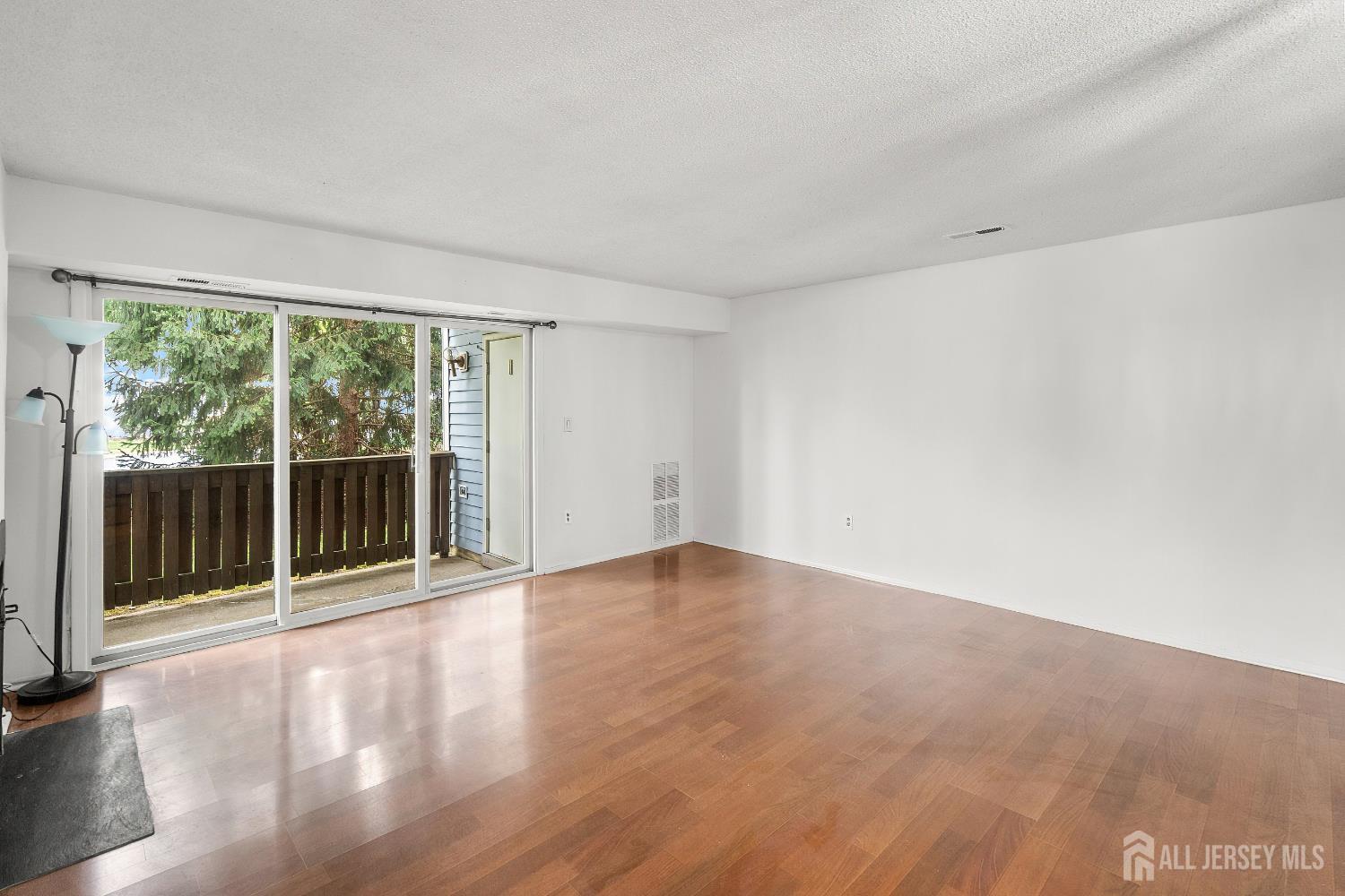 2203 Aspen Drive Image 4