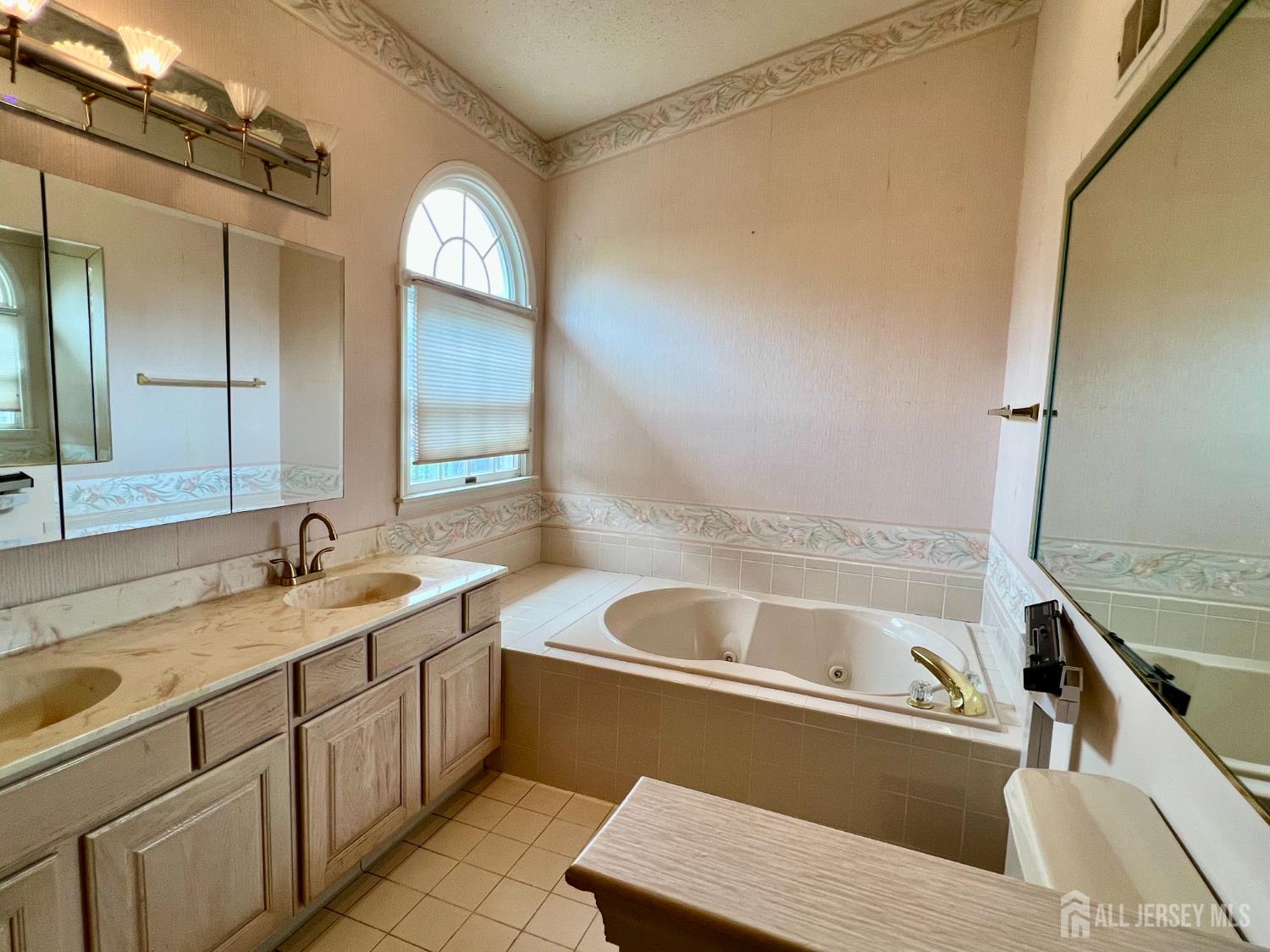 1 Walter Way, Monroe, NJ, 08831 image 16