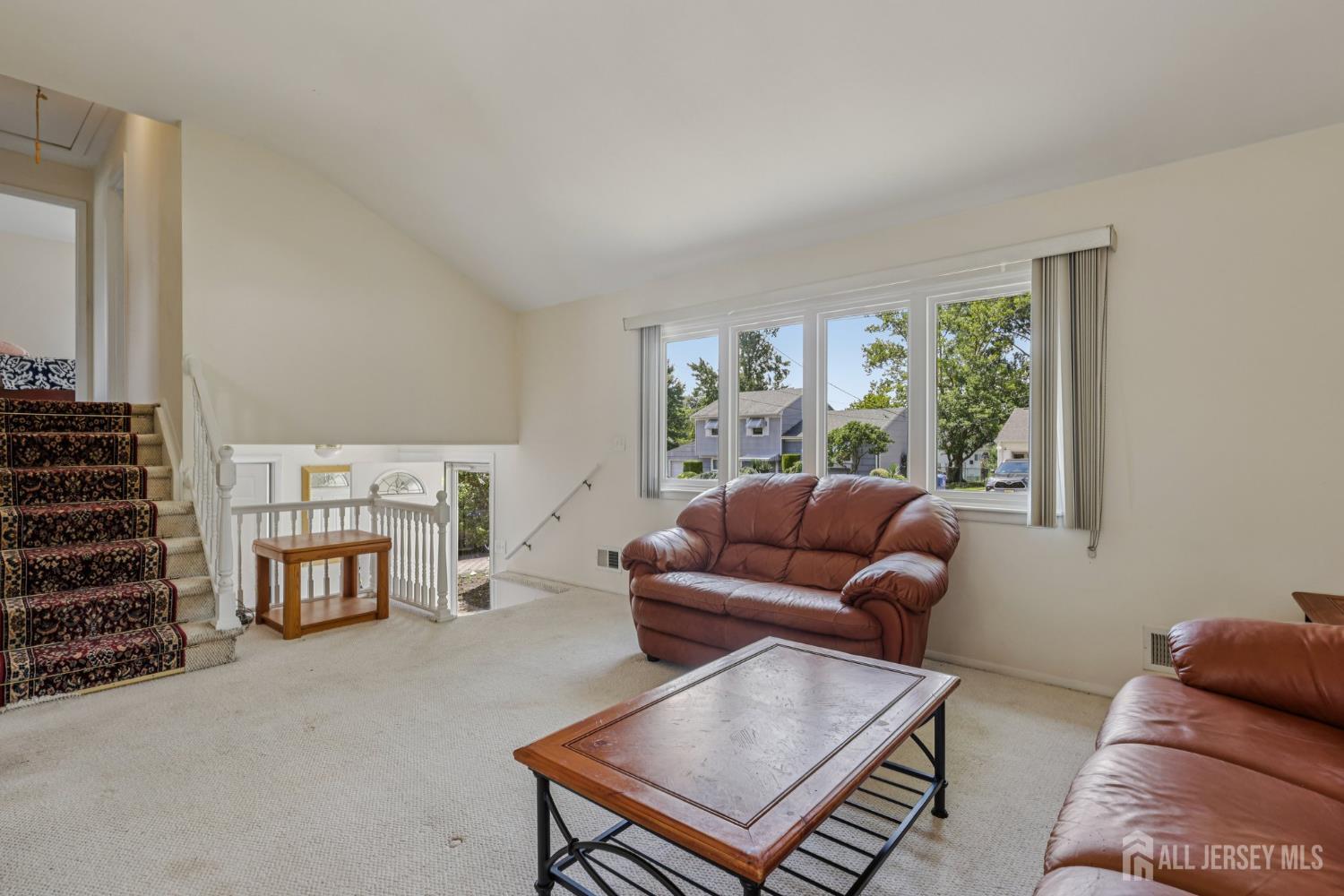 17 Aberdeen Avenue Image 5