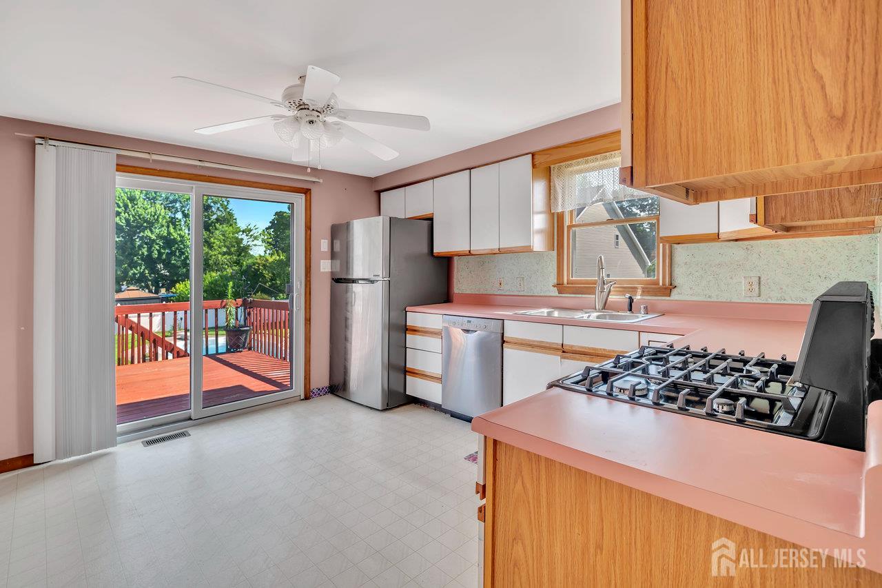 250 Adirondack Avenue, Spotswood, NJ, 08884 image 18