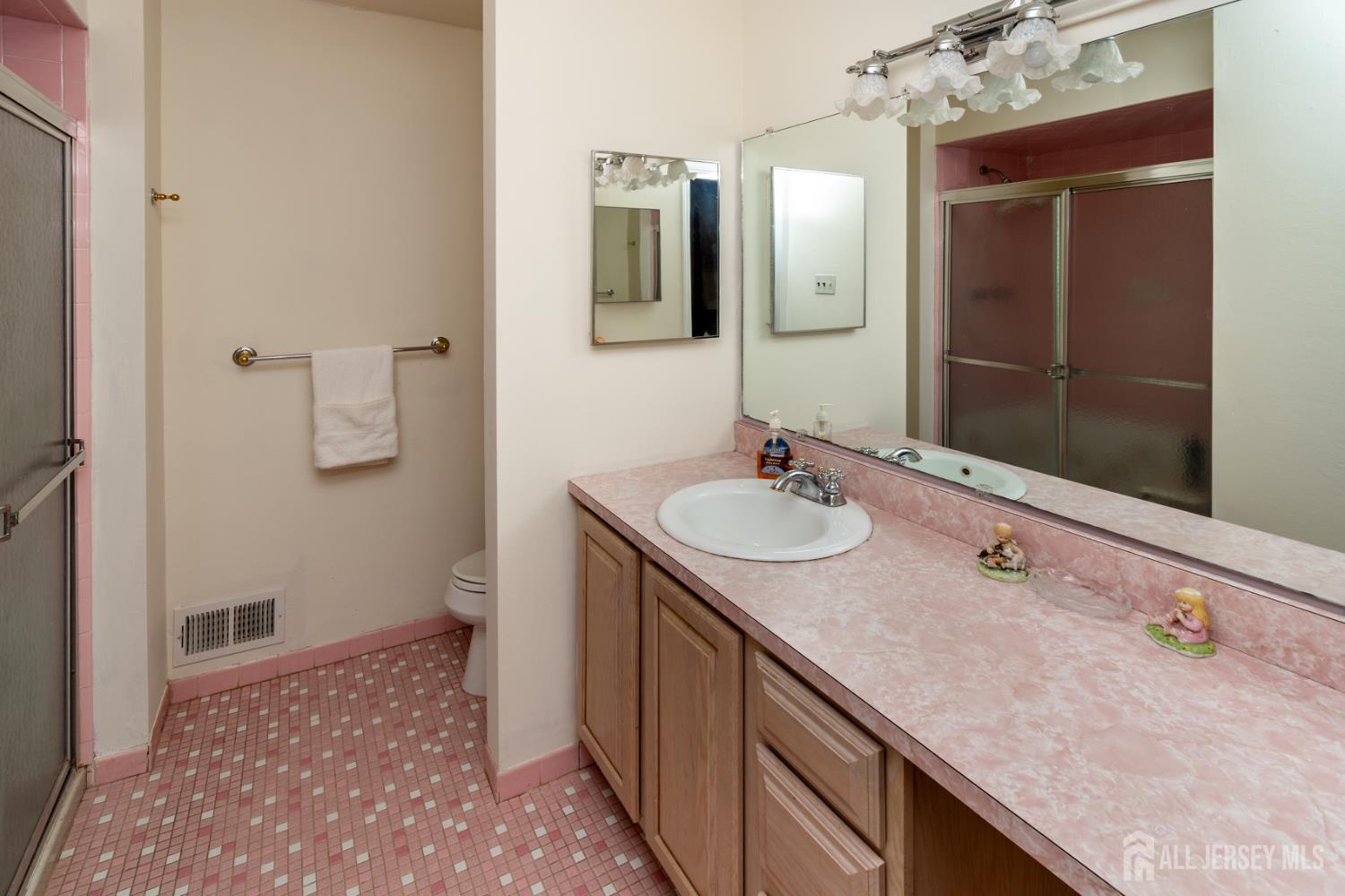 40 Phelps Avenue, New Brunswick, NJ, 08901 image 27