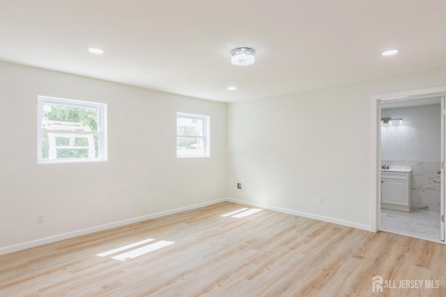 17-1/2 Thomas Street, South River, NJ, 08882 image 11