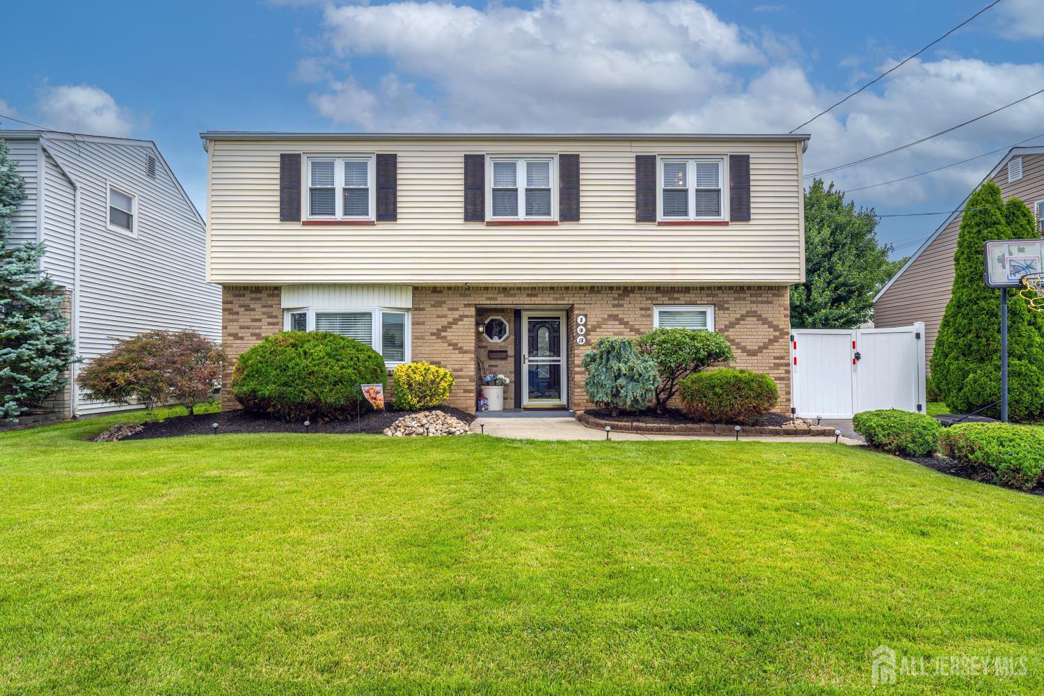 143 7th Street Image 1