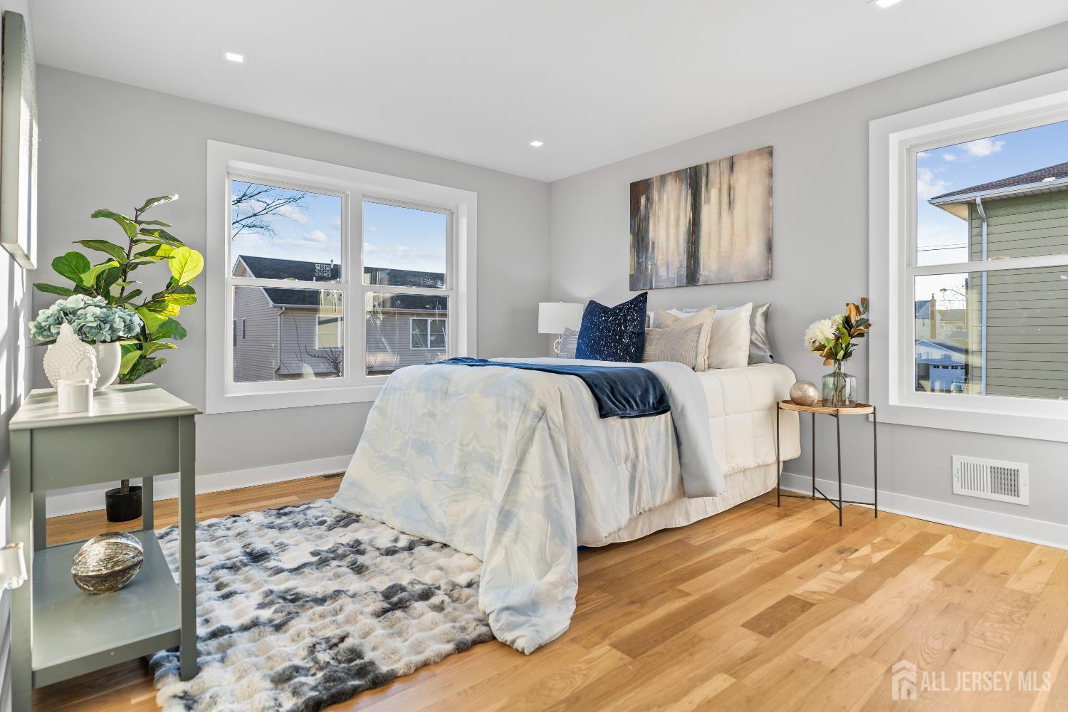 937 Worth Avenue Image 3