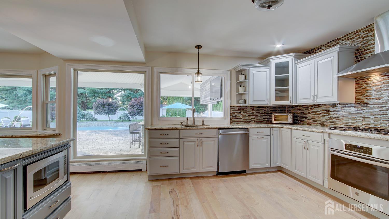 2 Alison Court, Marlboro, NJ, 07746 image 32