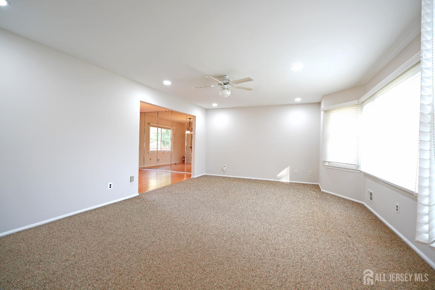 19 Wetherhill Way Image 5