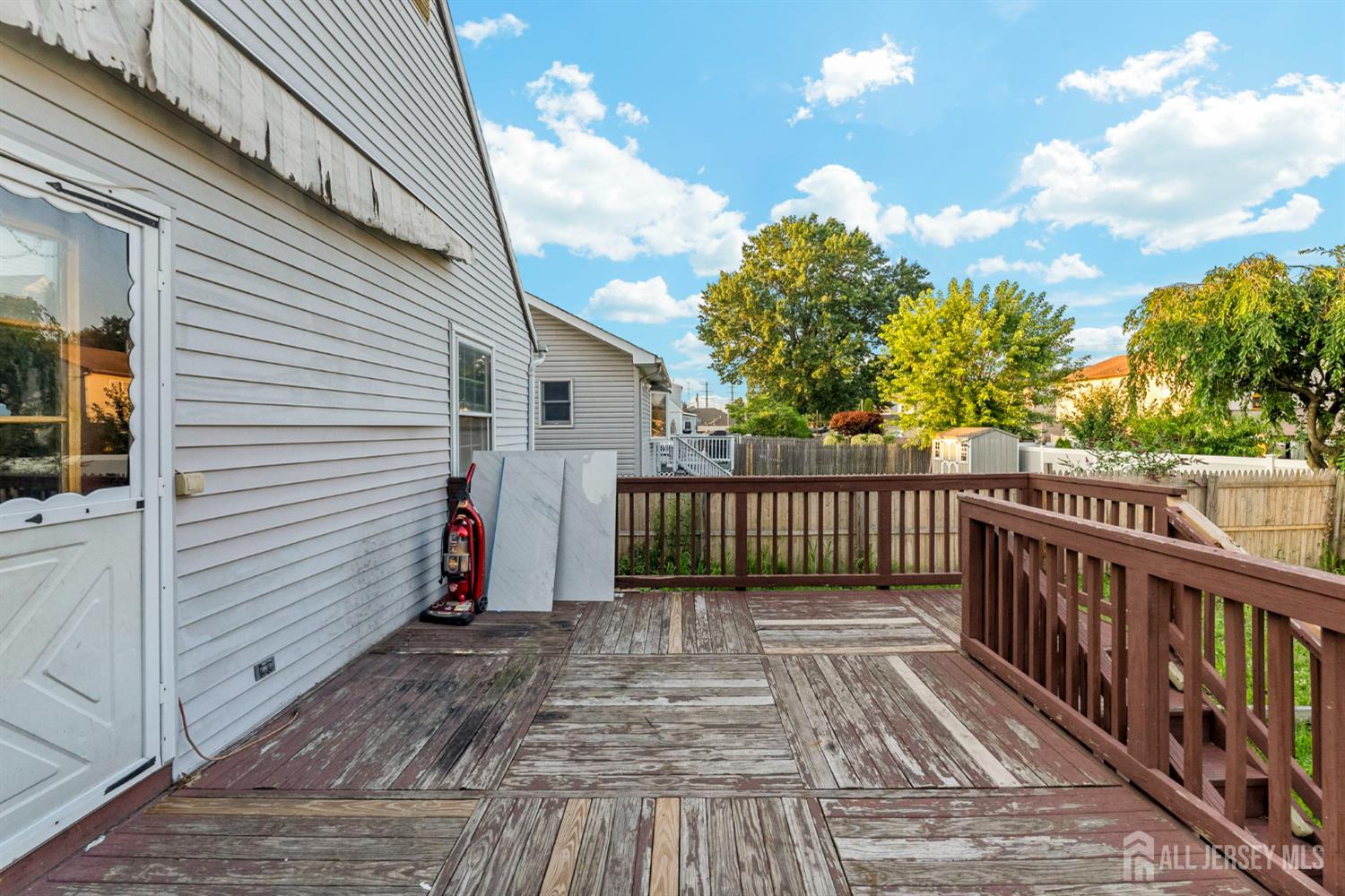 231 old Road, Sewaren, NJ, 07077 image 13