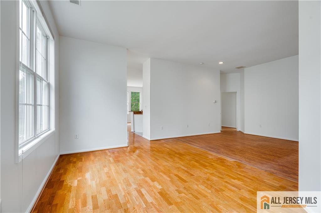 11 Hagerty Lane Image 3