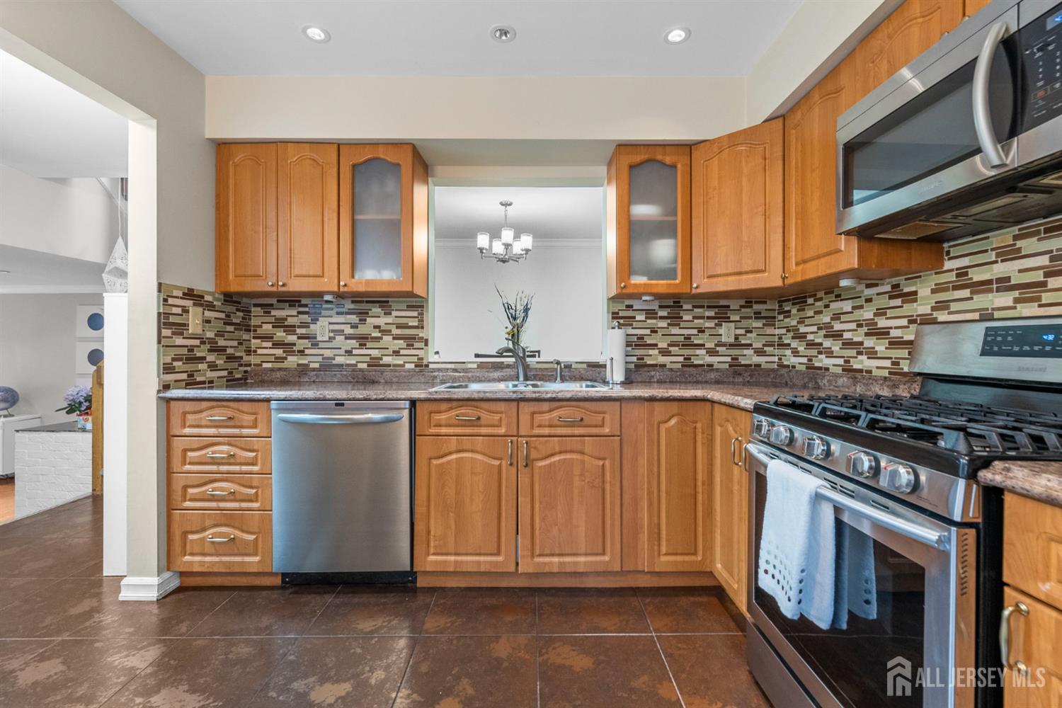 1058 Schmidt Lane, North Brunswick, NJ, 08902 image 7