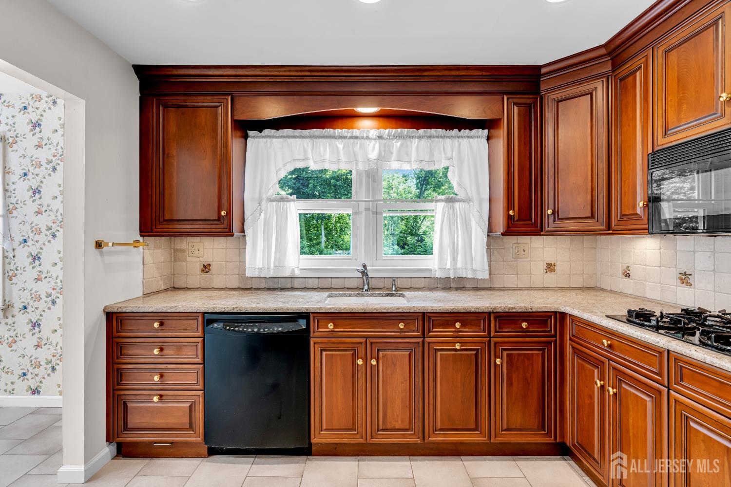 30 Daniel Drive, Matawan, NJ, 07747 image 17