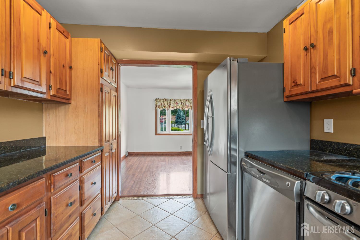 32 Glenville Road, Edison, NJ, 08817 image 15