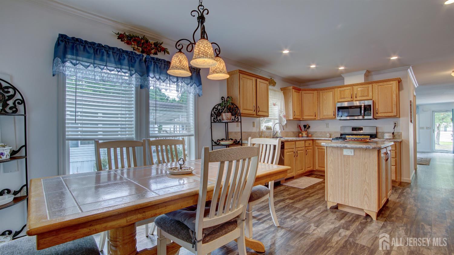 287 Woods Edge Court, Spotswood, NJ, 08884 image 23
