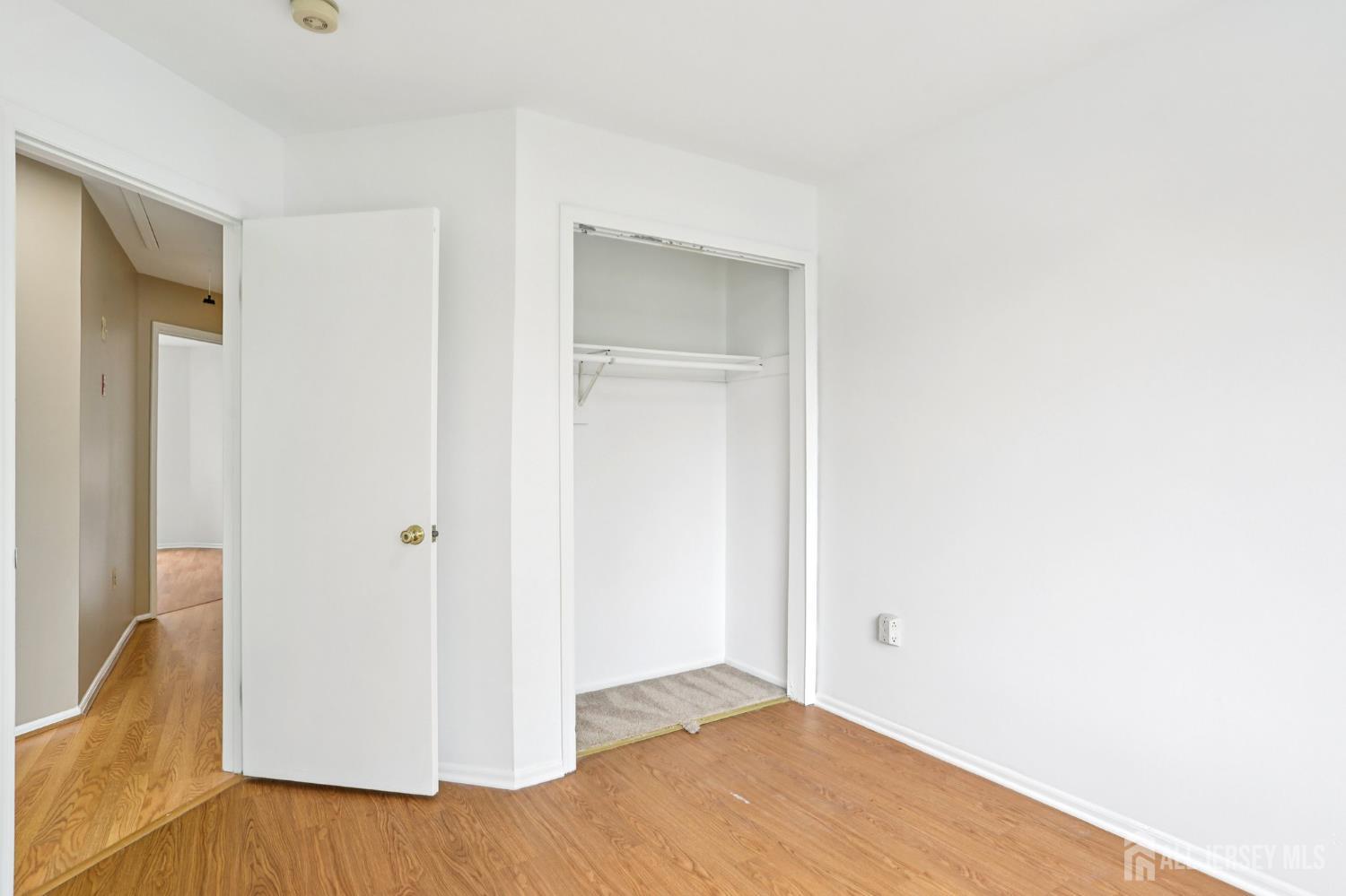 306 Holly Drive, Perth Amboy, NJ, 08861 image 31