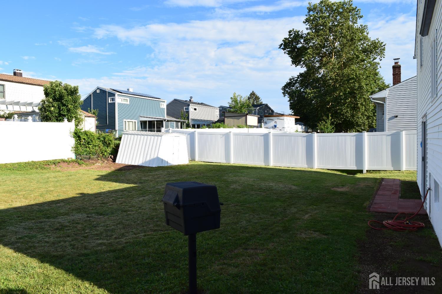 42 Roosevelt Avenue, Colonia, NJ, 07067 image 25