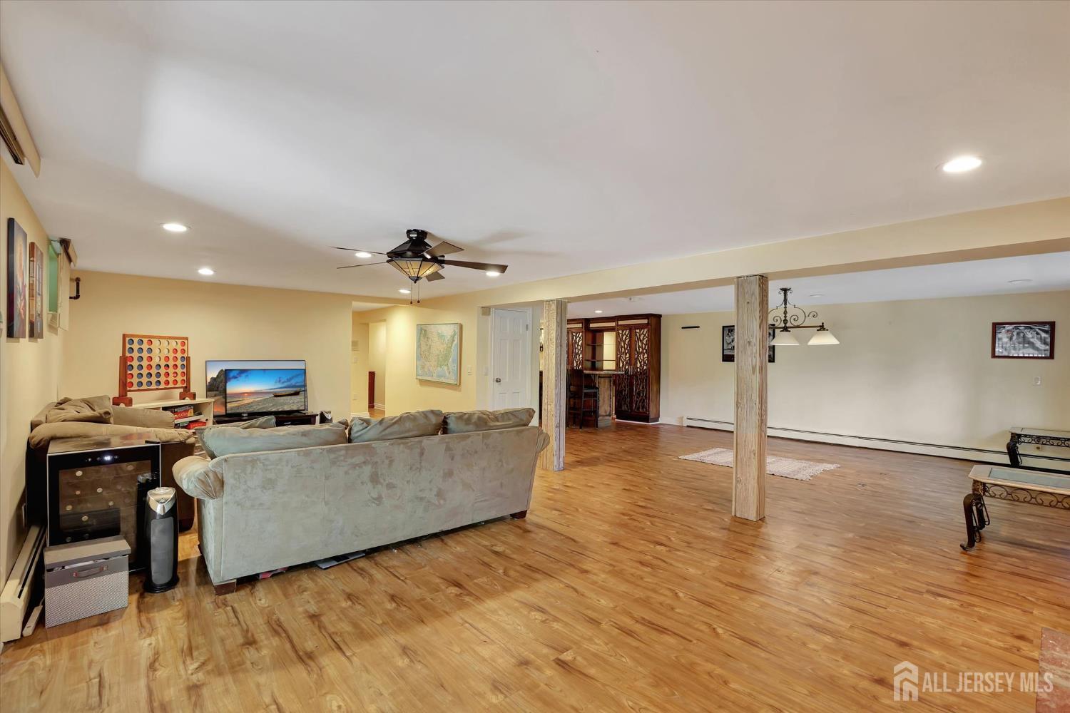 403 New Dover Road, Colonia, NJ, 07067 image 35