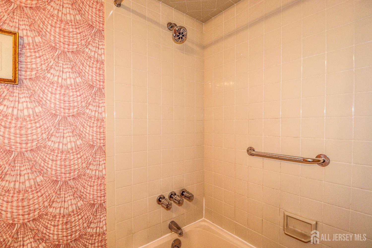21 Teaberry Drive, Edison, NJ, 08820 image 24
